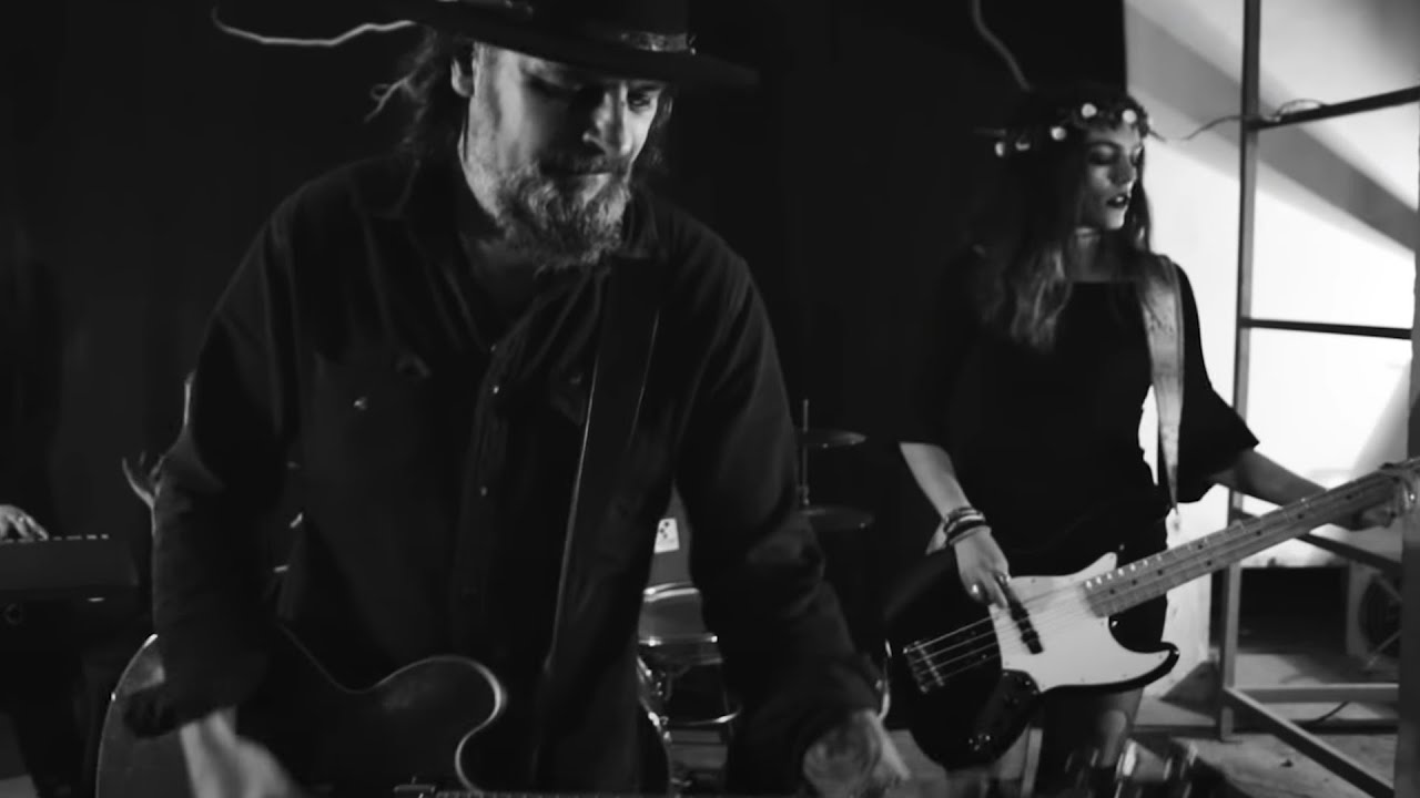 ABISMO "Viajando Al Fin De La Noche" cover LOS SUAVES (Videoclip)