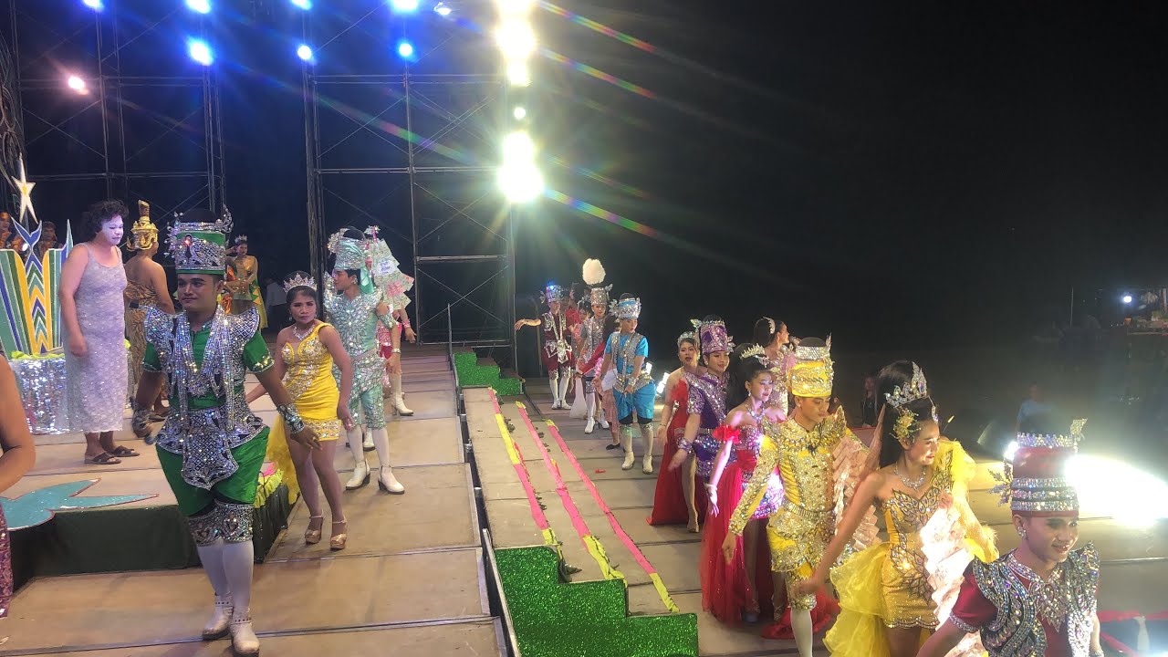 “เต้ยลาหมอลำเพชรลำเพลิน วัดดานพระอินทร์ อ.นิคมคำสร้อย จ.มุกดาหาร