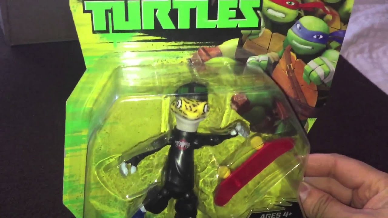 TMNT dimension X haul and box opening teaser video . Looking at toys opens today's delivery