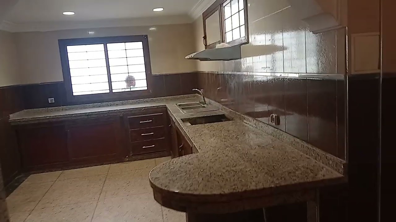 شقة للكراء بمدينة القنيطرة هاتف 0661617818