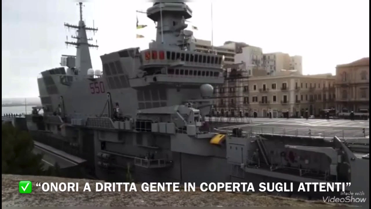 Le tradizioni musicali della Marina Militare -  Onori all^Unità Ammiraglia della Squadra Navale-