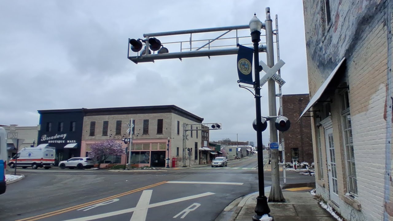 Broad street Cookeville TN railroad crossing 