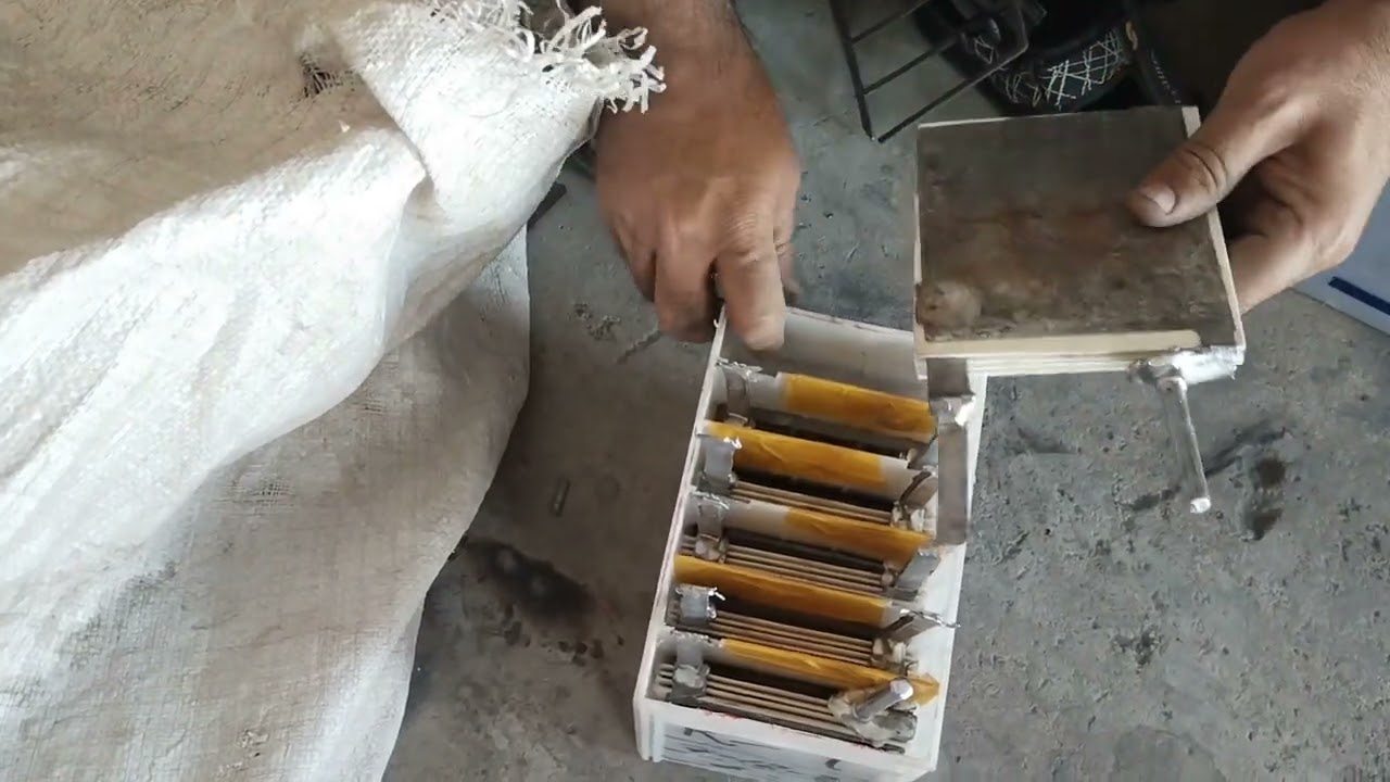 how to the set battery cell in battery! battery ke andar sel kaise lagaye jaate Hain 🎉✨⭐