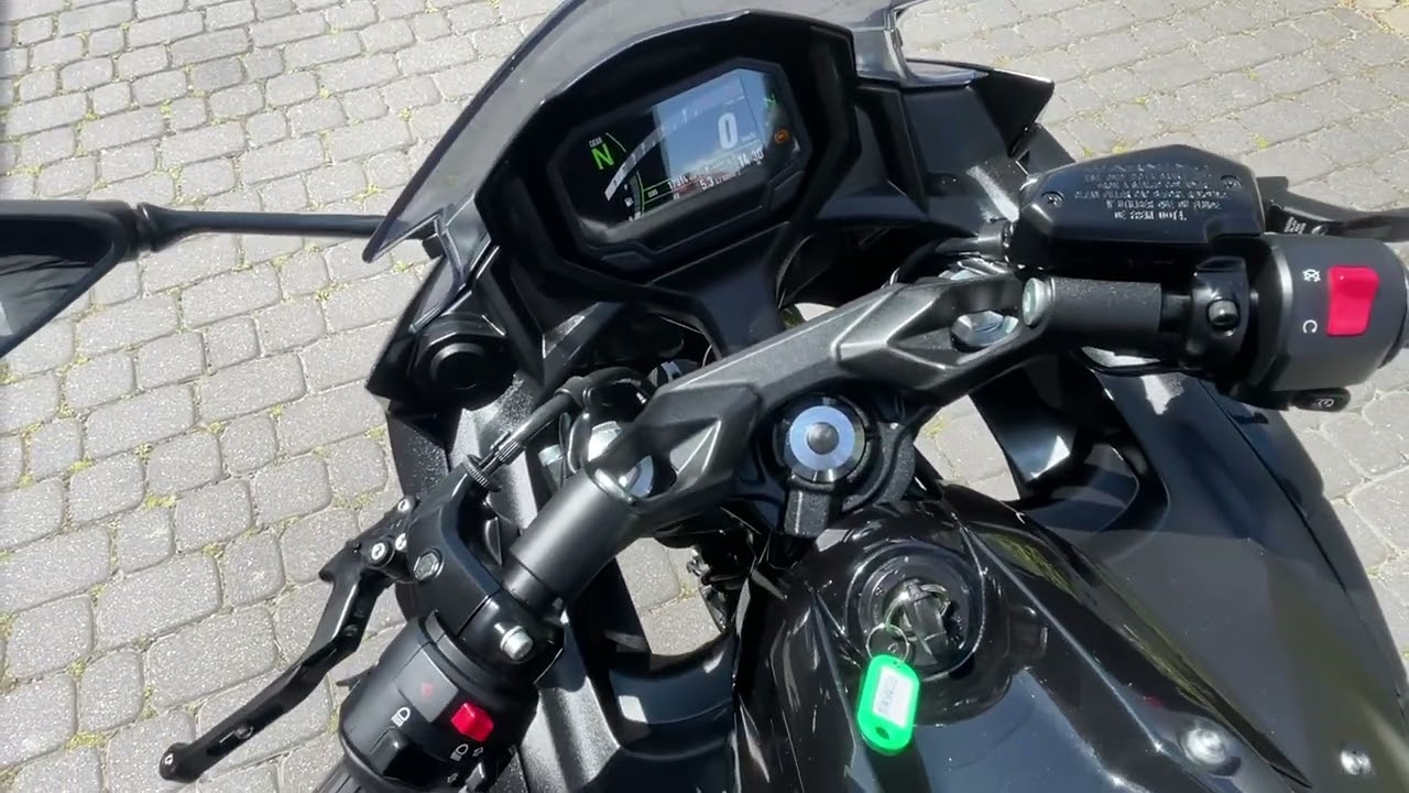 Prezentacja motocykla Kawasaki Ninja 650
