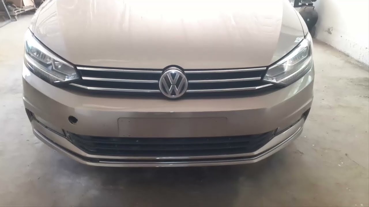 Как снять передний бампер Volkswagen Touran 2016–2020 — подробная пошаговая инструкция