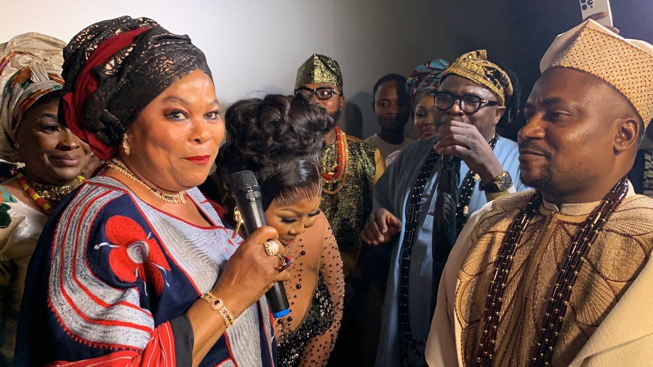 WHAT A MOMENT! SOLA SOBOWALE STEALS THE SHOW AS SEGUN OGUNGBE WUMI AJIBOYE WELCOME HER IN STYLE