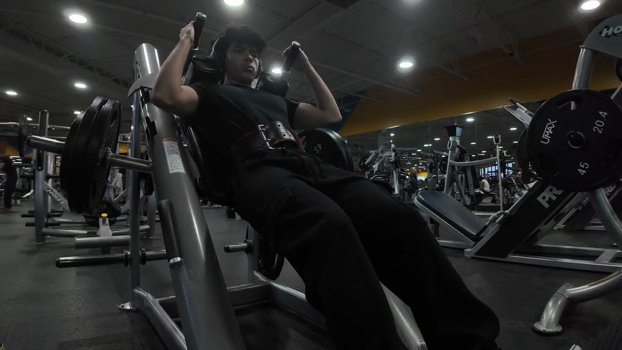 KNEE SHATTERING LEG DAY *Voice Over* *UPDATES*
