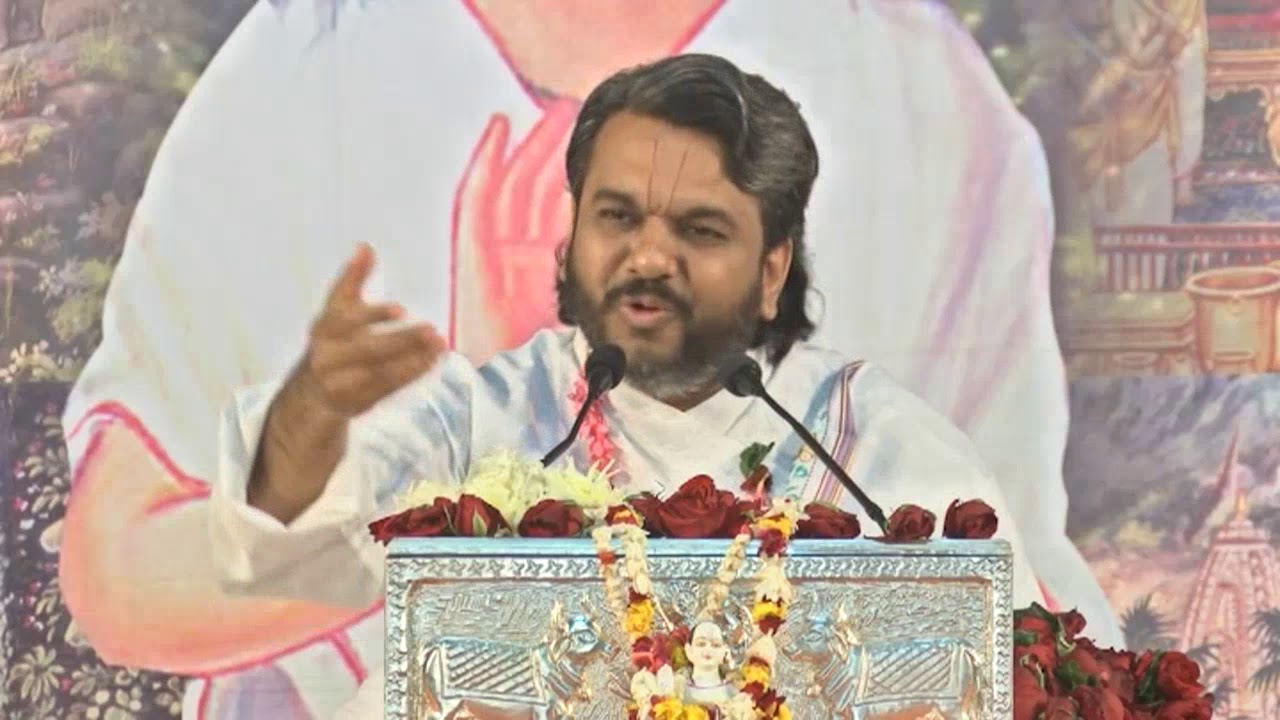 Shri Vallabh Sakhi Raspan (Champaranya)-4 By Vaishnavacharya Shri Dwarkeshlalji (Kadi-Ahmedabad)