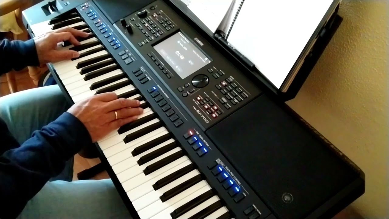 Don't cry for me Argentina -cover played on the Yamaha PSR-SX700