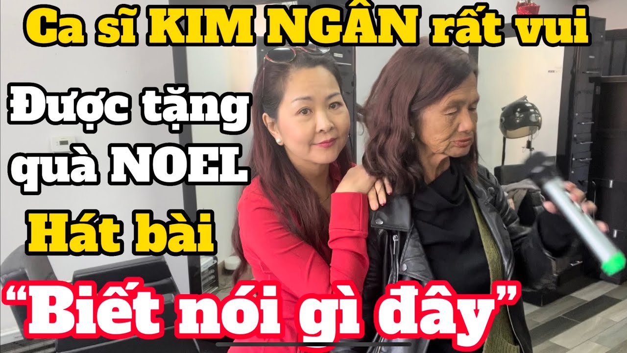 Ca sĩ Kim Ngân hát “Biết Nói Gì Đây”. Hôm nay chị KN rất vui được tặng 2 món quà Noel thật quý giá🎁