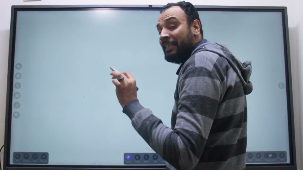 حل الامتحان السادس والسابع للصف الثانى الاعدادى 