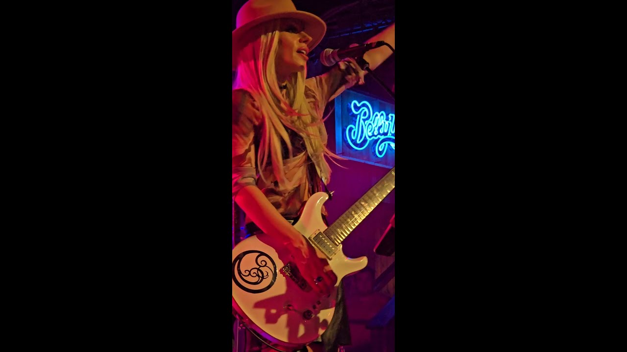 * ORIANTHI * SHARP DRESSED MAN * Belly Up Tavern - Solana Beach CA * 04-20-25 *