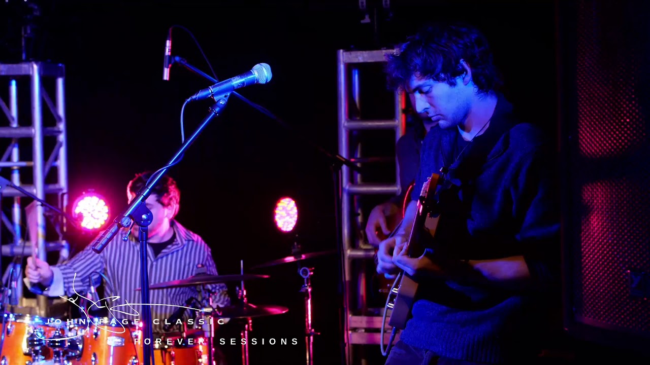 John Page Classic - The Forever Sessions - The Clock Reads perform 'Float'