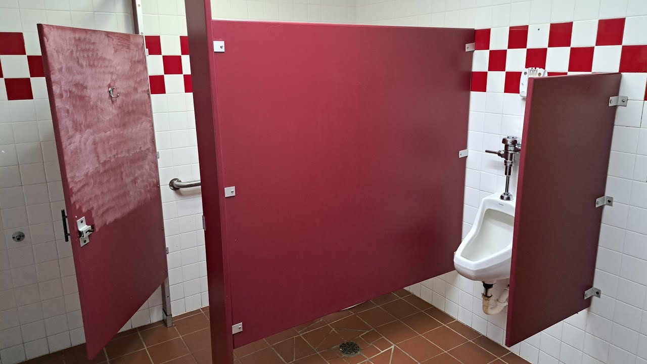 Dairy Queen Men's Restroom
