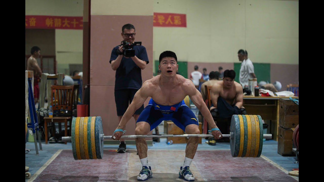 Big Friday at the Wuzhishan Weightlifting Training Base｜Feat：Liu Huanhua. Tian Tao. Tu Yi