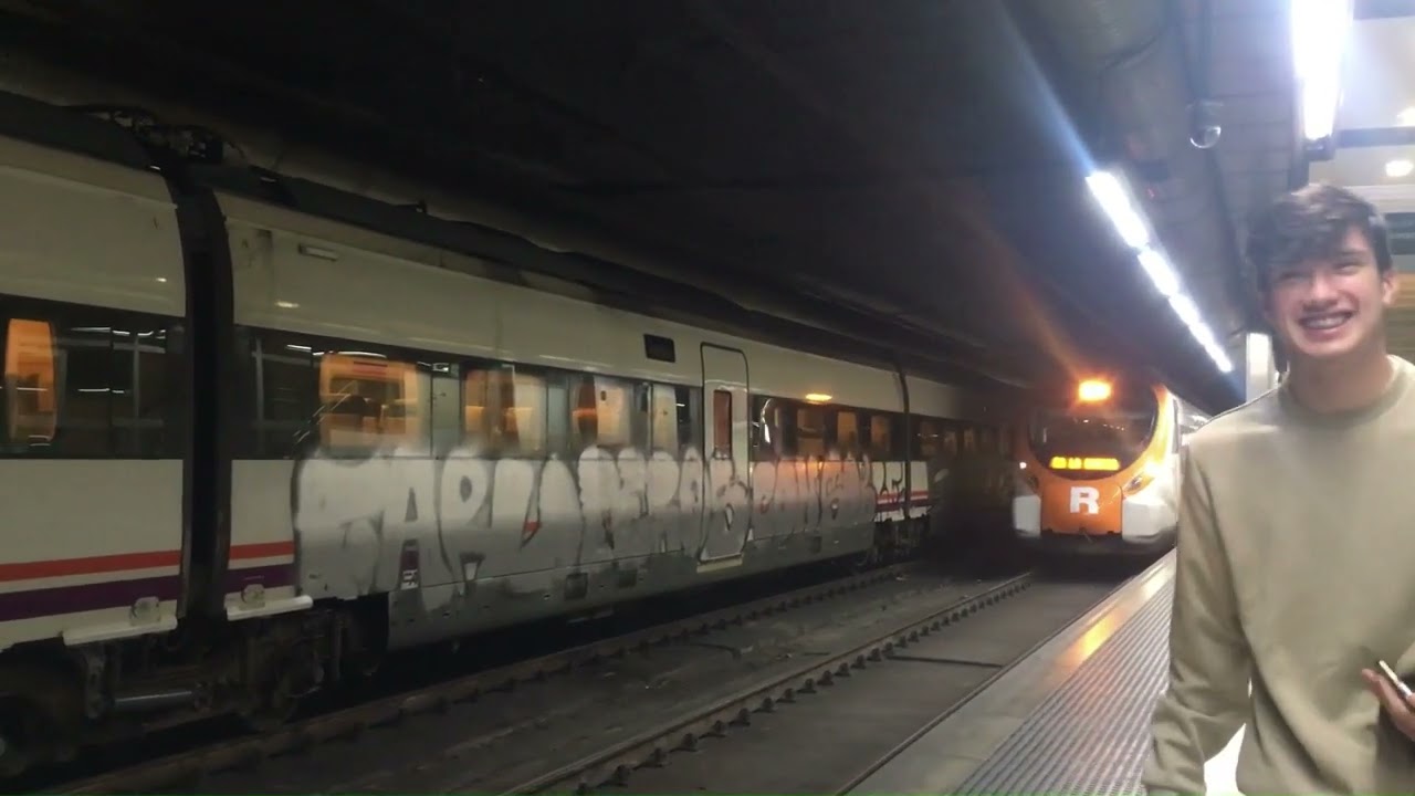 Trenes Por Barcelona Sants 3