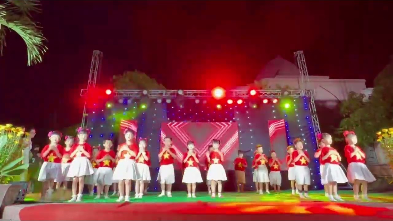 Nối vòng tay lớn - Lớn1