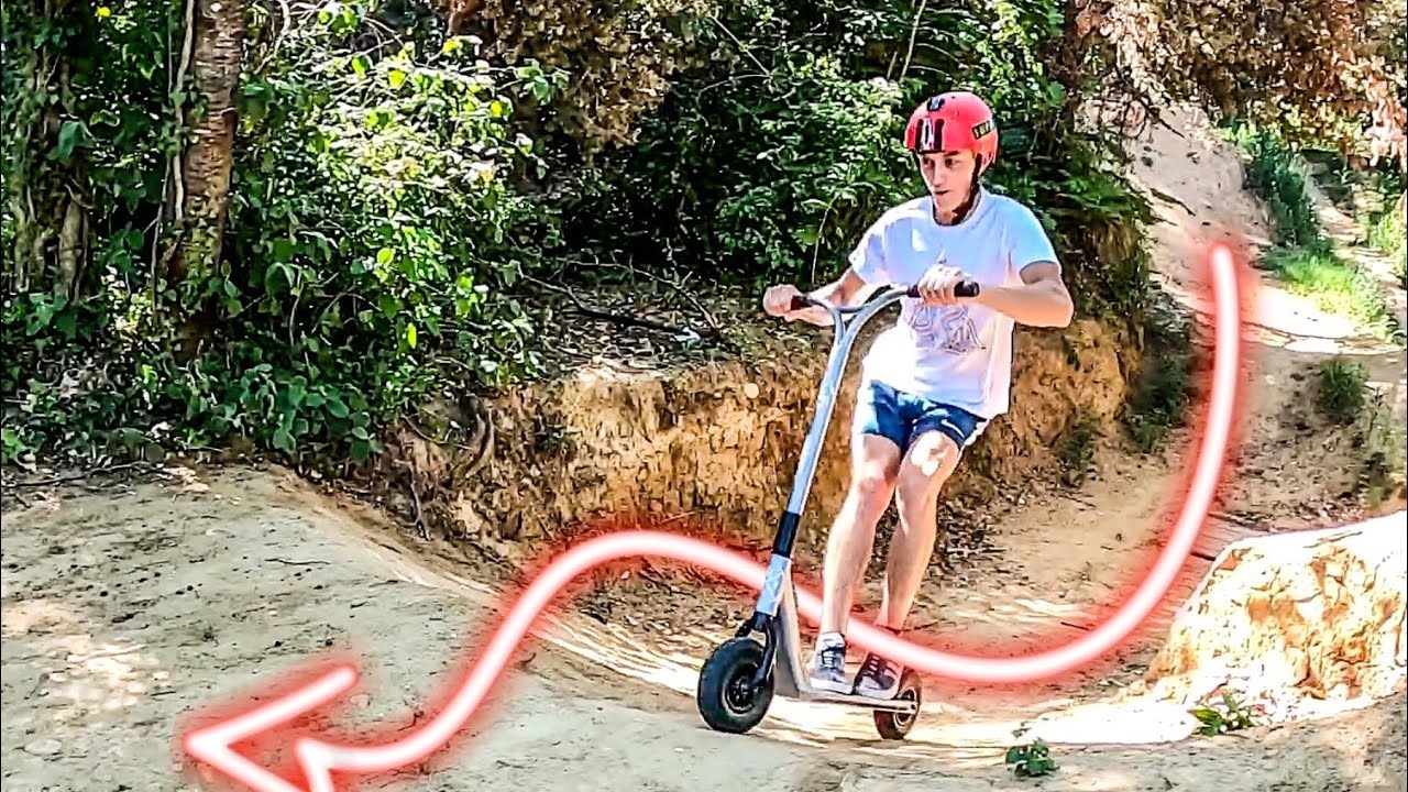 JE TEST LA DIRT SCOOT DANS UN VRAI CHAMP DE BOSSES !
