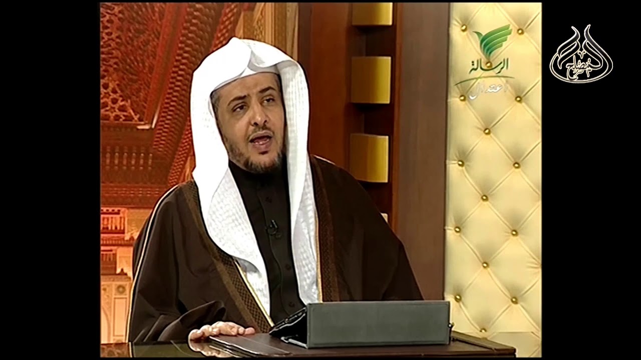 حكم المرور أمام المصلي في المسجد الحرام والمسجد النبوي