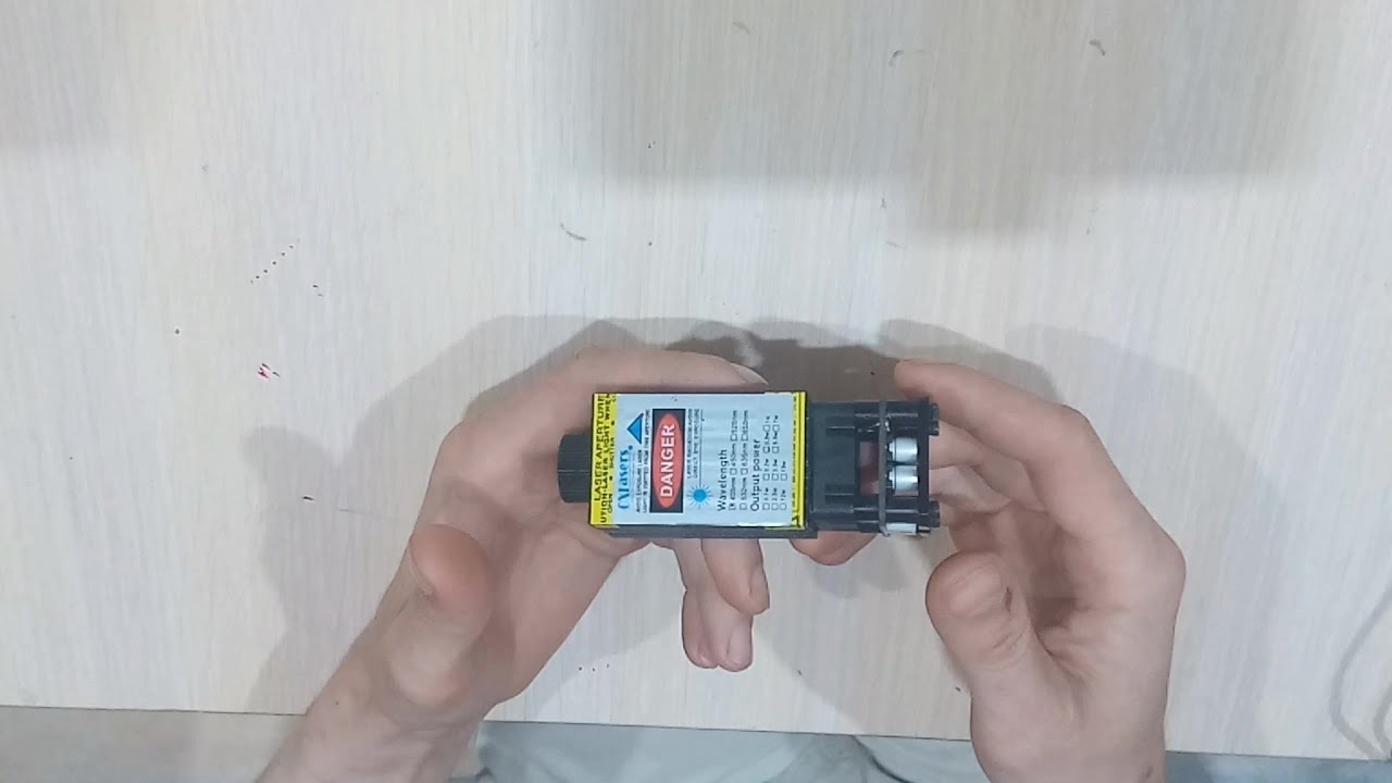 Разбиразем компактный лазерный модуль 405nm 500mw (нерабочий