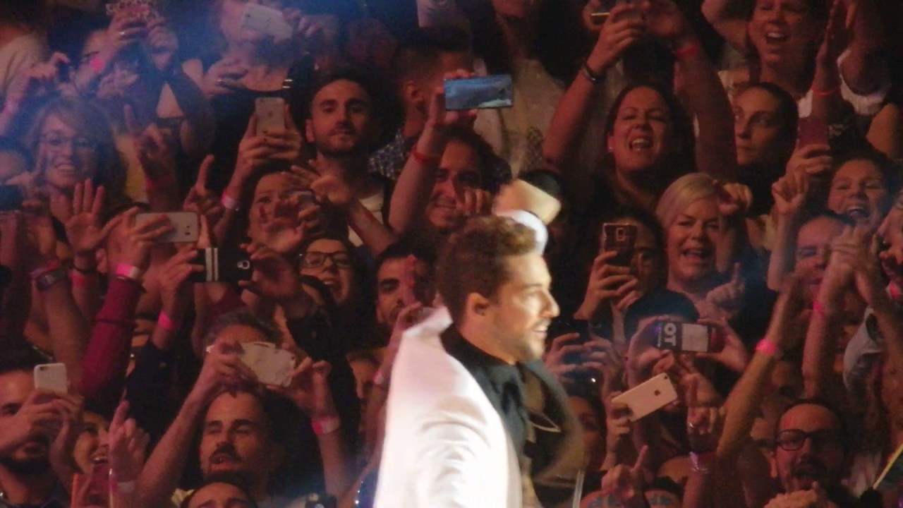 31.10.2016 Barcelona - OT El Reencuentro, David Bisbal - Ave María (HD)