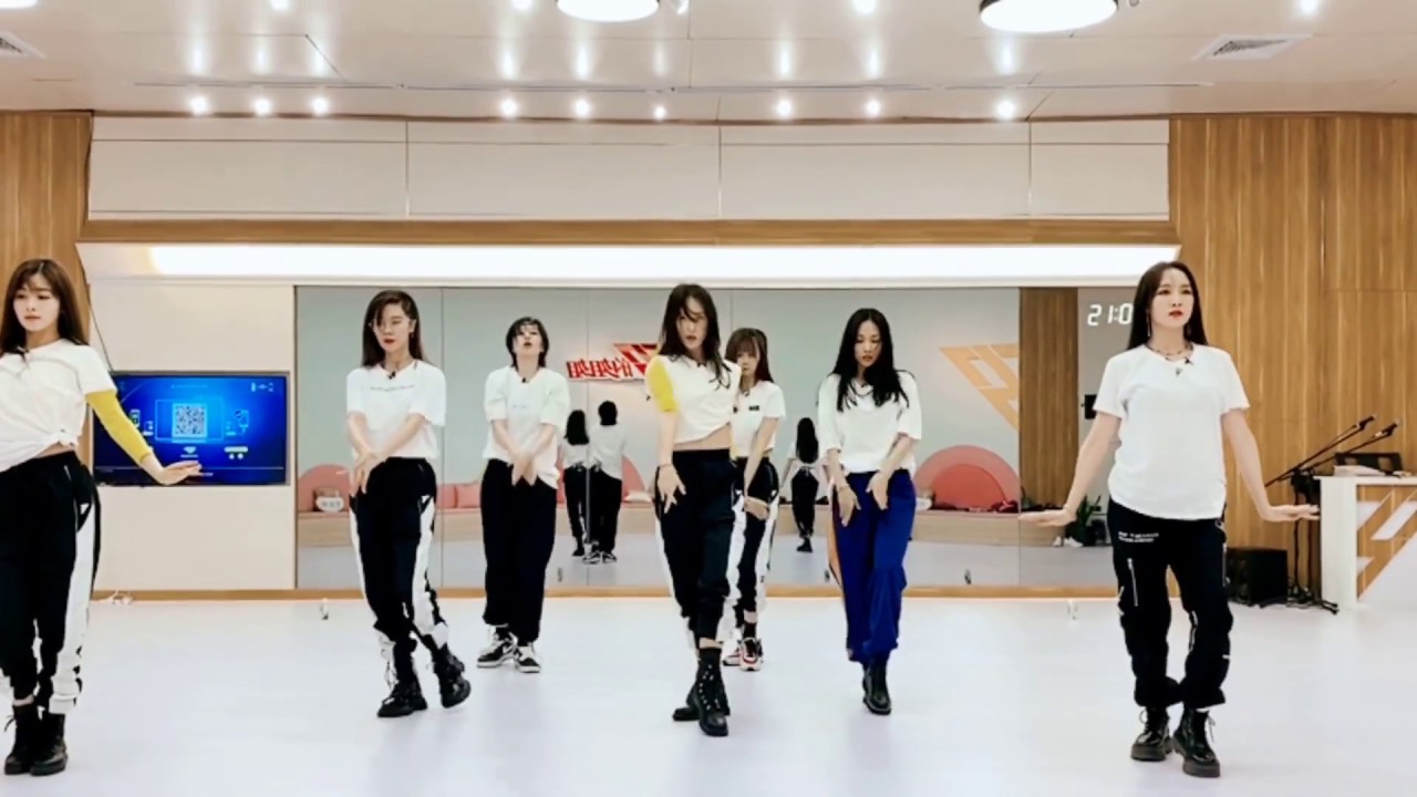 《大碗宽面》练习室 [Big Bowl Thick Noodle] dance practice