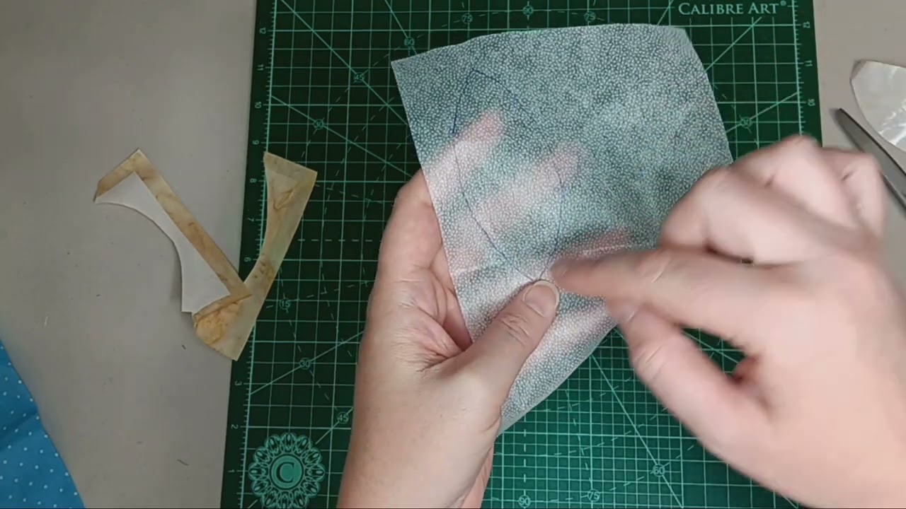 Raw Edge vs Finished Edge Appliqu&eacute; | 2 Easy Quilting Methods Explained