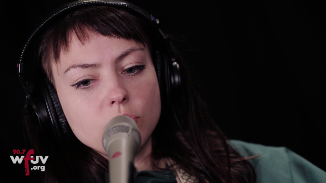 Angel Olsen - 
