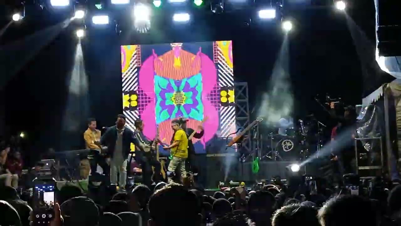Wali Band - Emang Dasar - live kp kandang panjang,tajurhalang Bogor,#parawaliindonesia