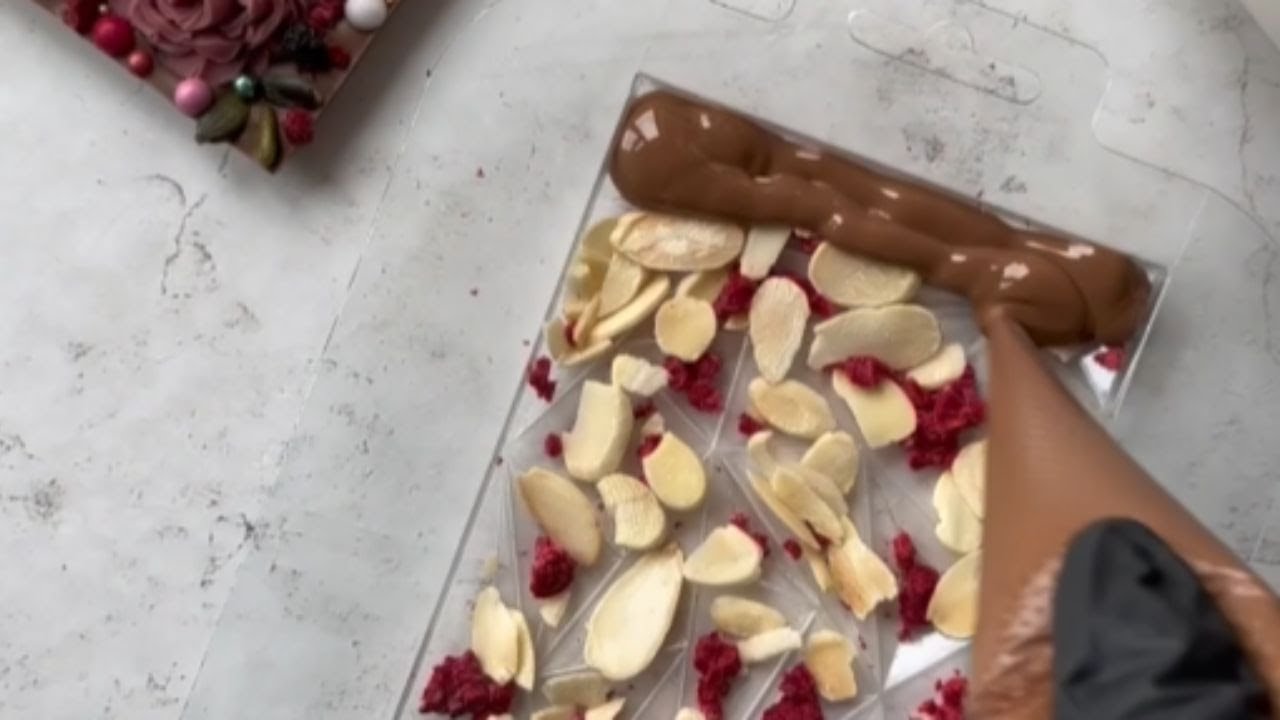 Chocolate Sculpting: Artisan Chocolate Flamingo Creation || WooGlobe