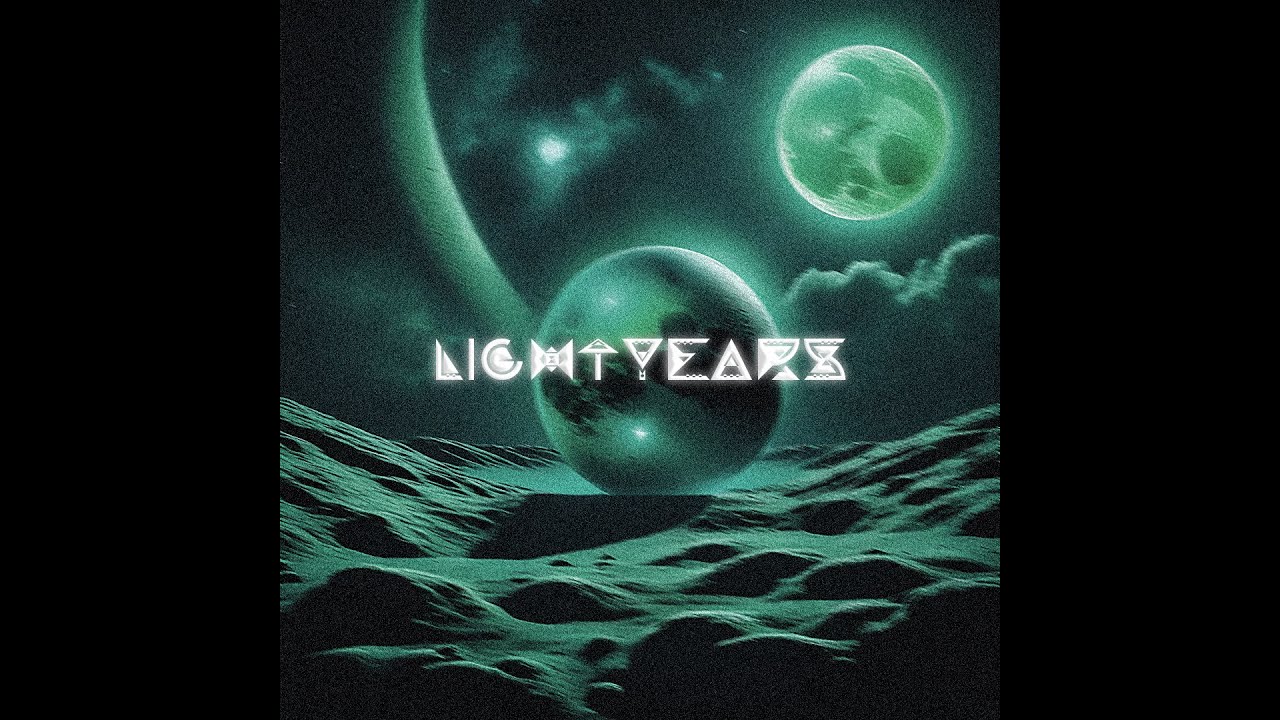 MAARIJ - Lightyears (Official Lyrical Video)