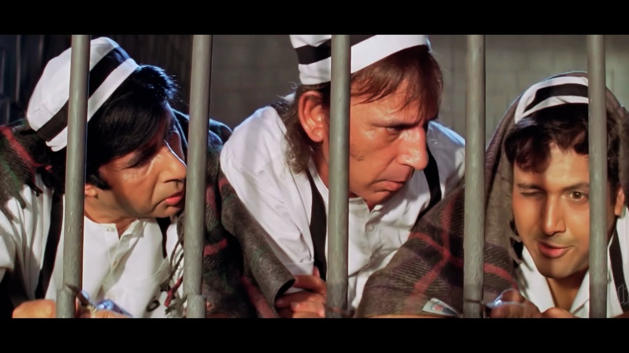 ३ भाई साथ में भागेंगे तो जस्ती ख़ुशी होगी ना! 🤣 BADE MIYAN CHOTE MIYAN Comedy Scenes Amitabh Govinda