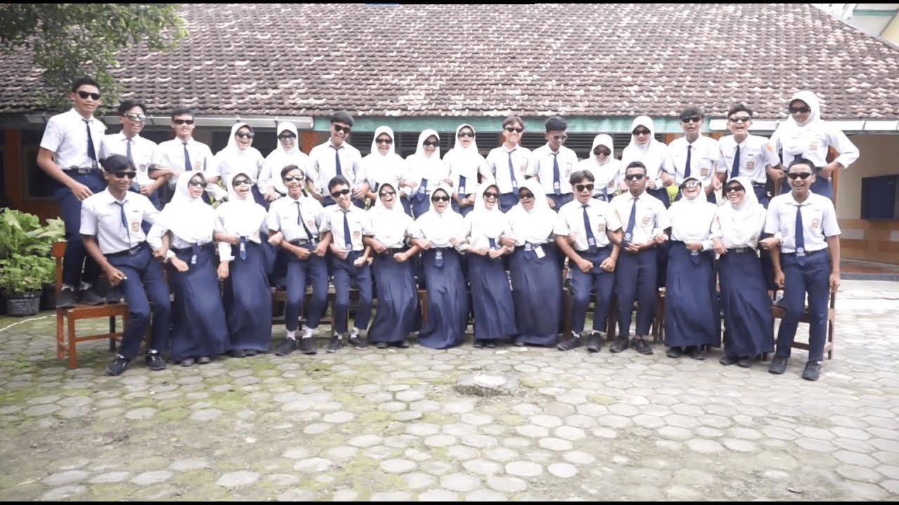 Tiktok & Funny Moments Angkatan Ke-43 SMP N 1 Grobogan Tahun 2023