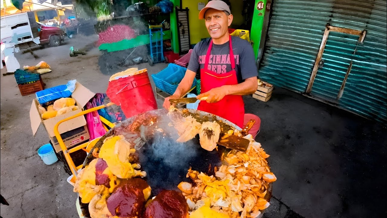 Pollo ADOBADO del Chino en la Central de Abastos...