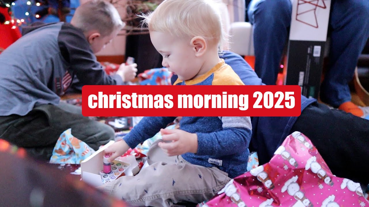 MOM OF 4 BOYS CHRISTMAS MORNING 2025