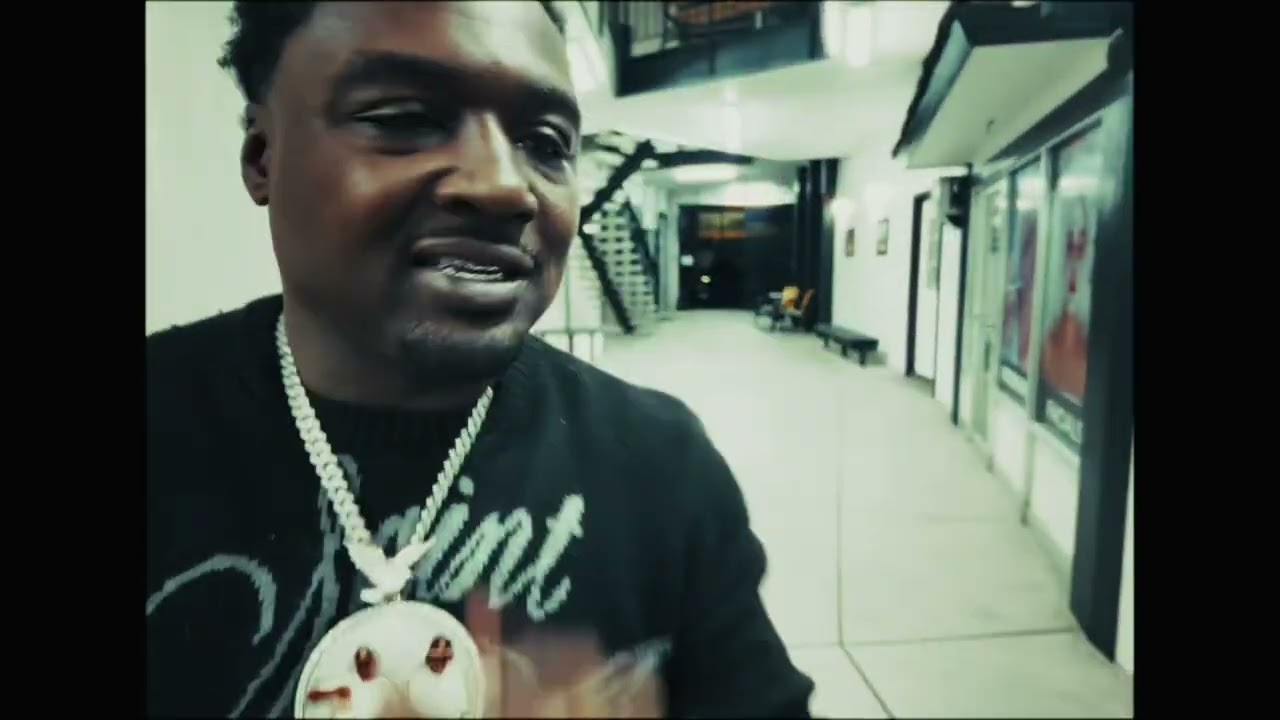 Sir V Wood Type Shit (Official Music Video)
