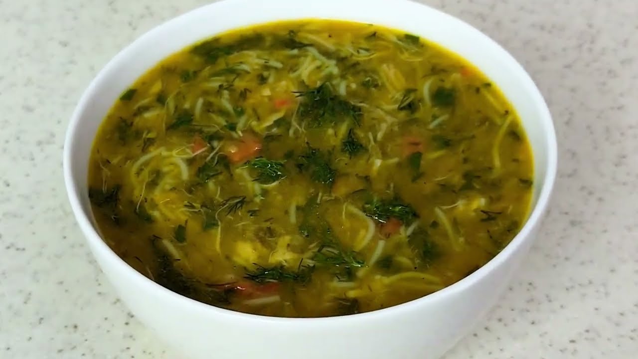 وصفة شوربة الدجاج والشعيرية سهلة ولذيذة 