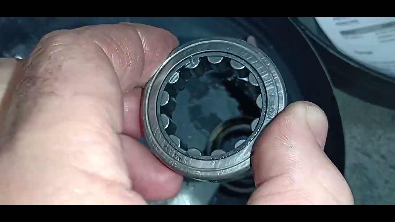 Rolamentos, posição do anel elástico e direção da corrente da primária Harley. Dicas importantes !!!