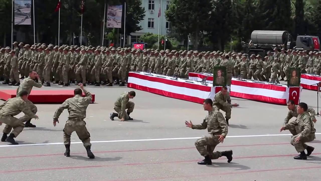 Turkish soldiers zeybek dance