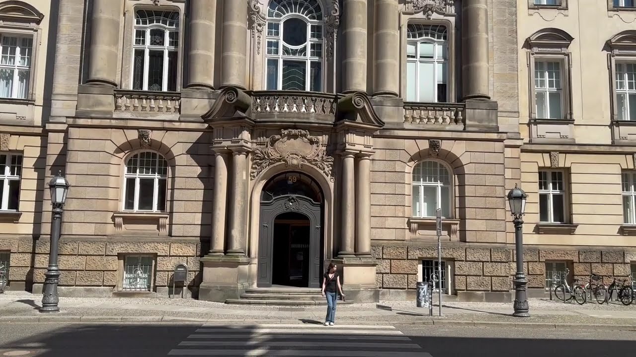 Алия/Европейский Университет Виадрина