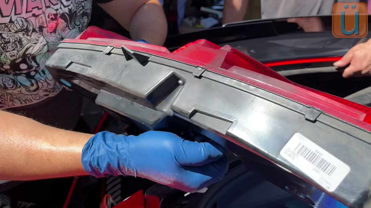 C7 Morimoto xB LED tail lights - Installed by Umnitza -