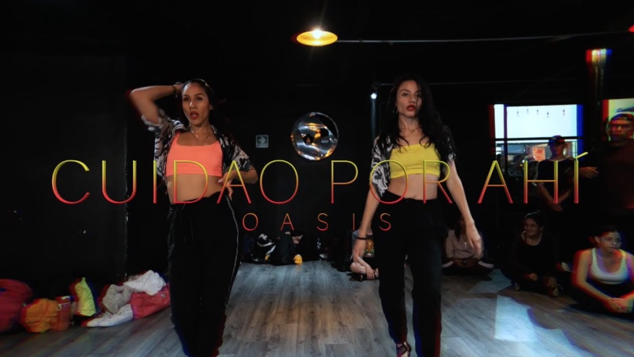 CUIDAO POR AH&Iacute; - COLLABO KARINA CELIS & LIZENKA S. J Balvin & Bad Bunny