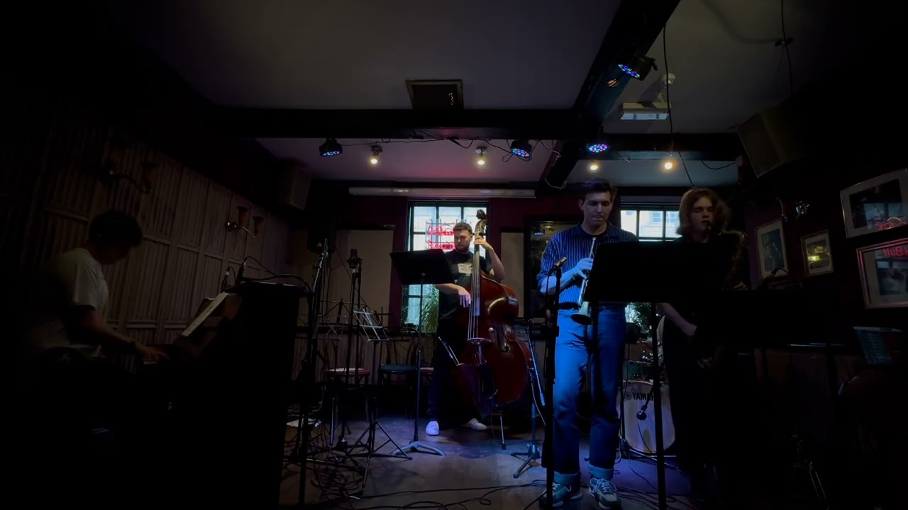 Janz Weit Draußen (JWD)  -   Five of a Kind, Live at the Flute and Tankard, June 2025
