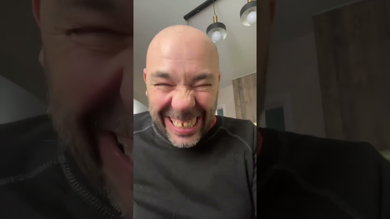 Fredyeng3 J'ai entendu Macron qui a dit qu'il voulait pas que les jeunes se fassent manipuler.