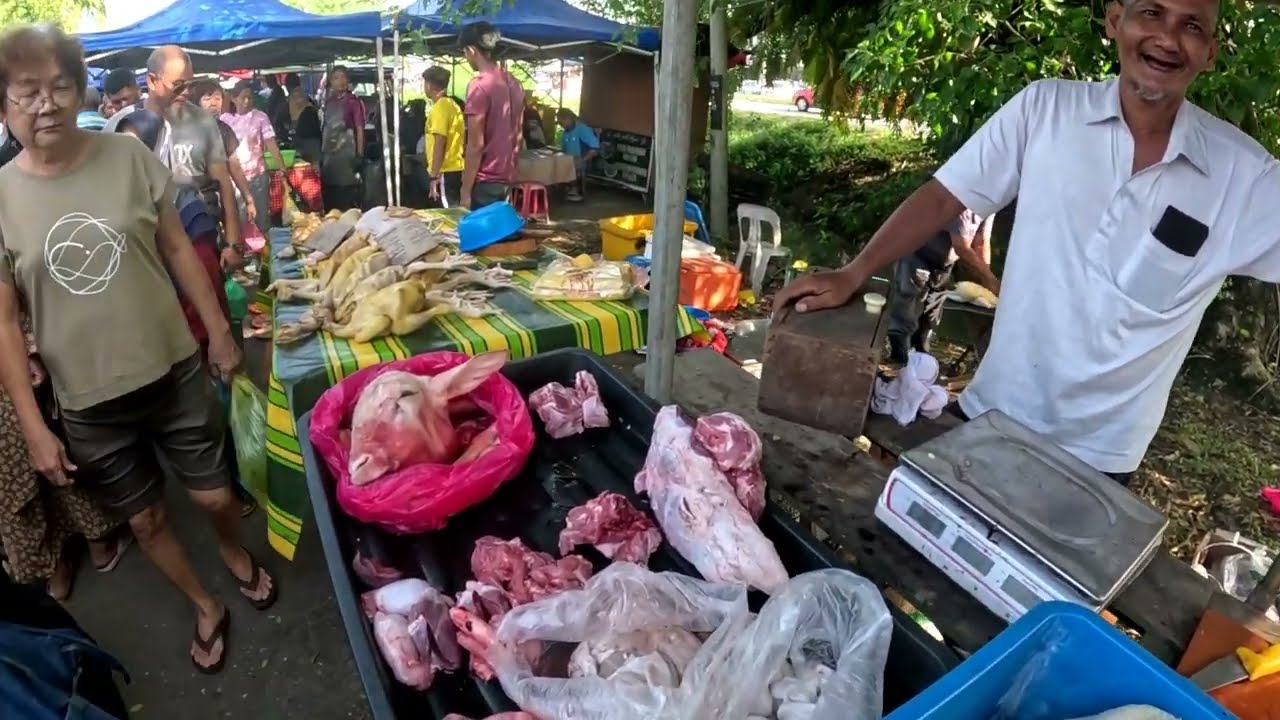SAYUR SATU IKAT RM1.00, IKAN SEPINGGAN RM5, 2 PINGGAN RM8, PASAR PAGI KOTA SARANG SEMUT, KEDAH.
