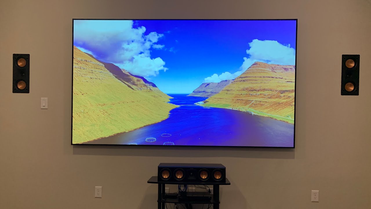 Epson 4050Ub 4K Projector w Screen Innovations  Pure Gray .8 Gain Screen