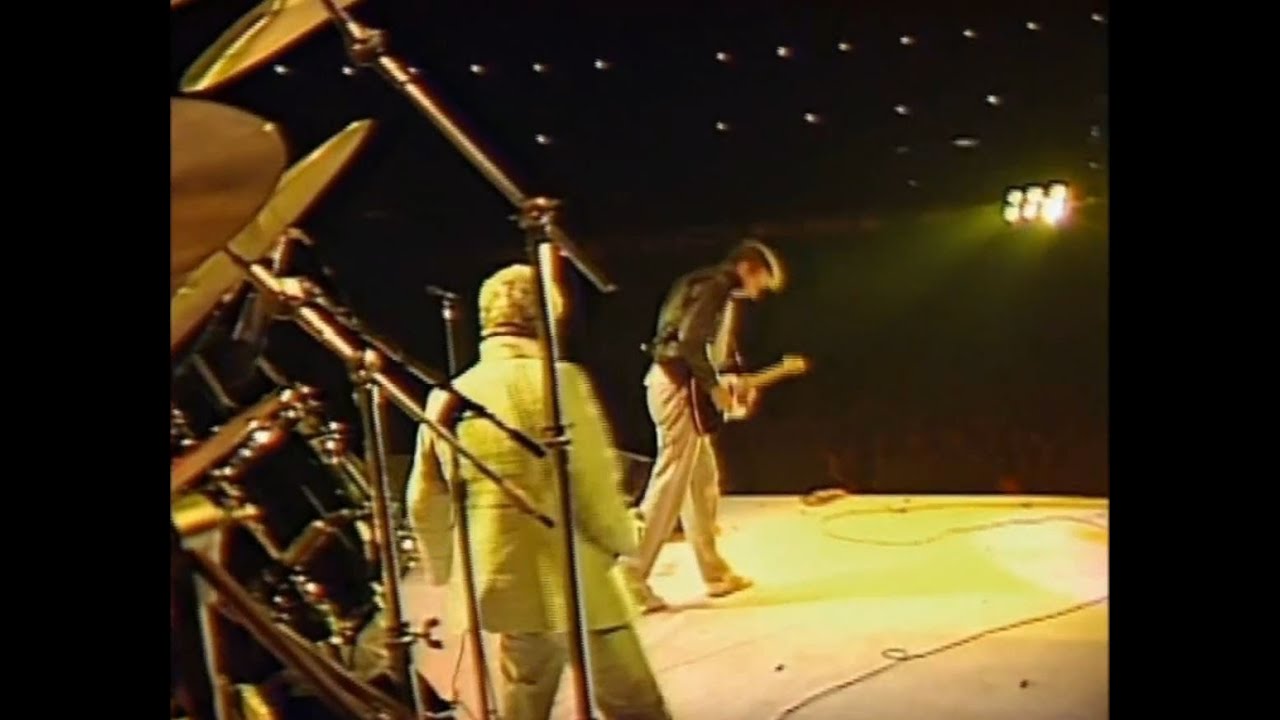 The Who - Young Man Blues (Shea Stadium 1982)
