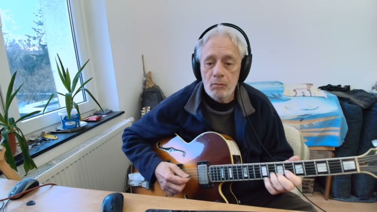 PRACTICE (stop after more than 50 Y ?) @eGitarre.com(Mom😇) Thanks nochmal YT 4 Hey Hey Heat Heat 👍😁
