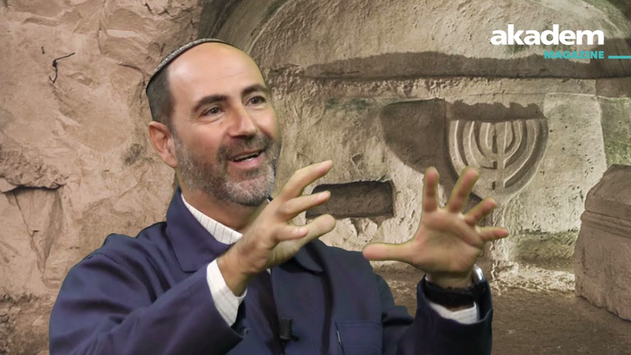 Archéologie : la dernière gravure de la Menora, avec David Ohnona