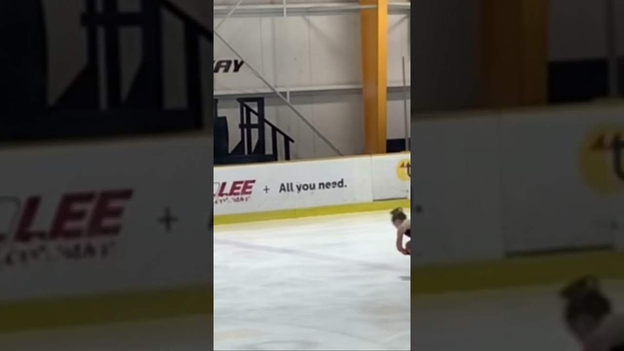 Best fall ever? #figureskating #iceskater